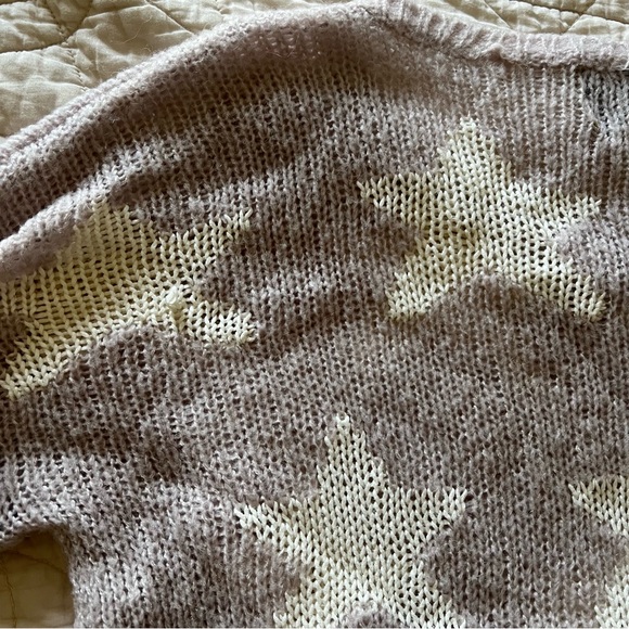 Wildfox White Label Seeing Stars Lennon Distressed Sweater lavender - Picture 4 of 5